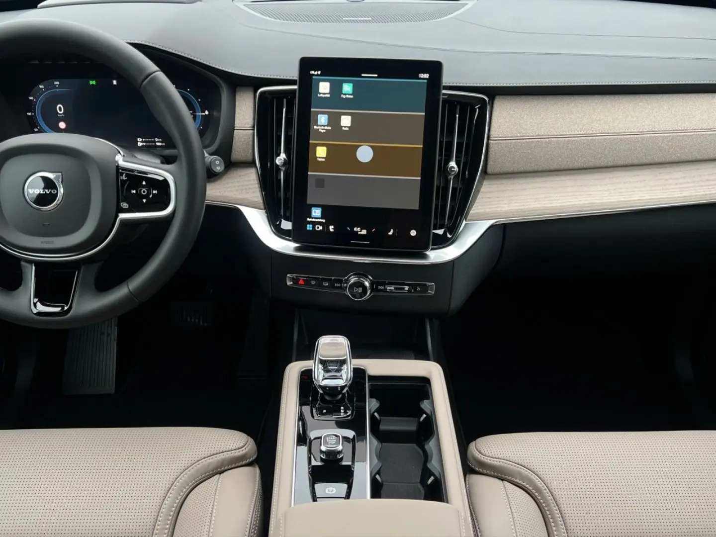 XC90 T8 Ultra Bright Facelift   Panoramadach