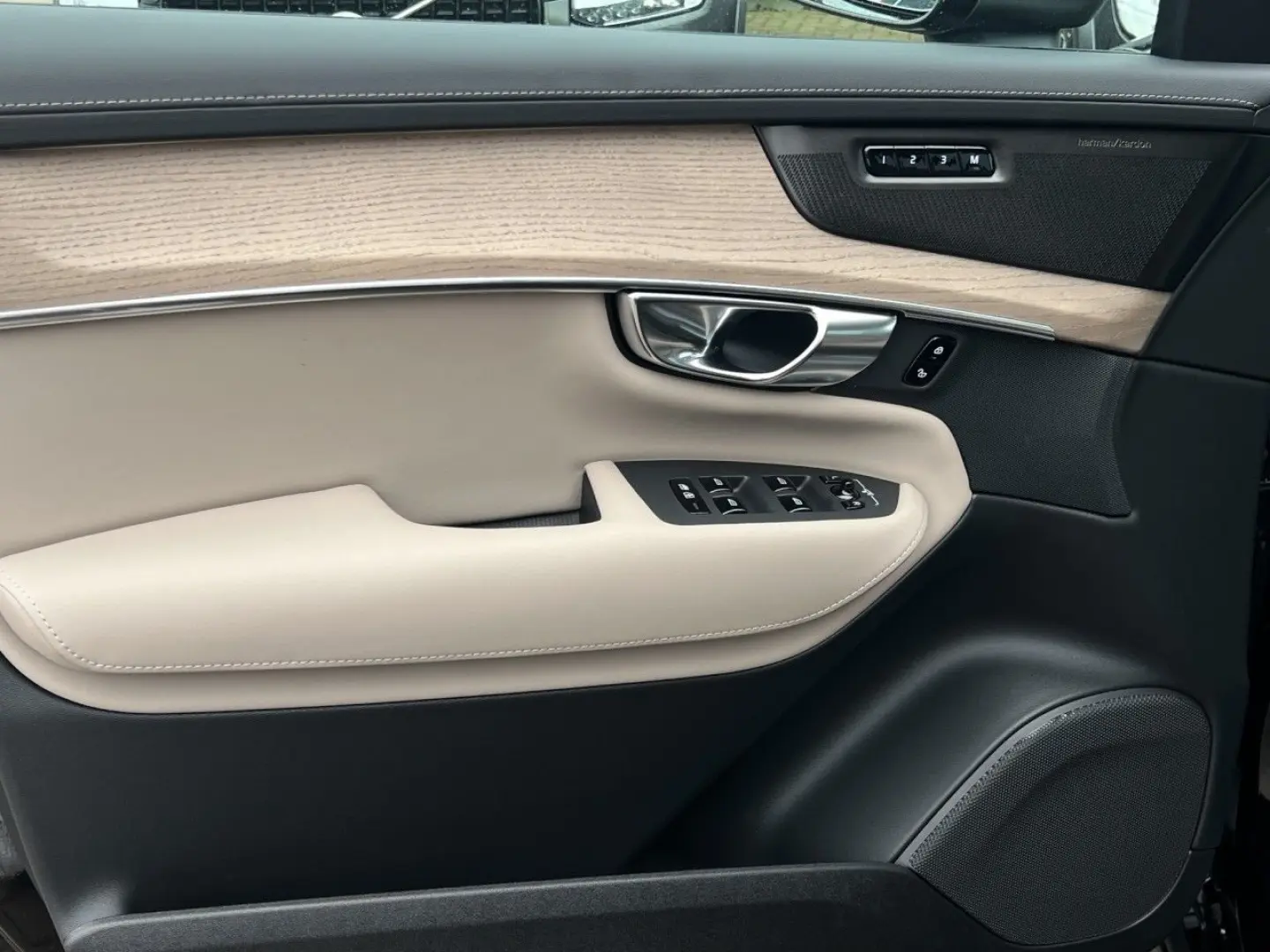 XC90 T8 Ultra Bright Facelift   Panoramadach