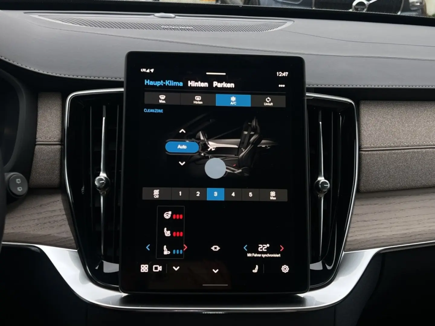 XC90 T8 Ultra Bright Facelift   Panoramadach