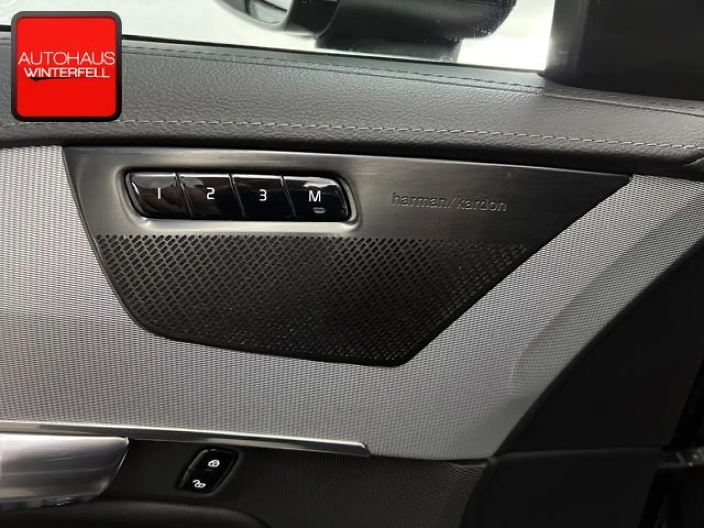 XC90 B5 D AWD Plus Bright 7SITZ PANO 360 STANDHE