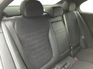 Mercedes-Benz C 300 Mercedes-Benz C 300 AMG