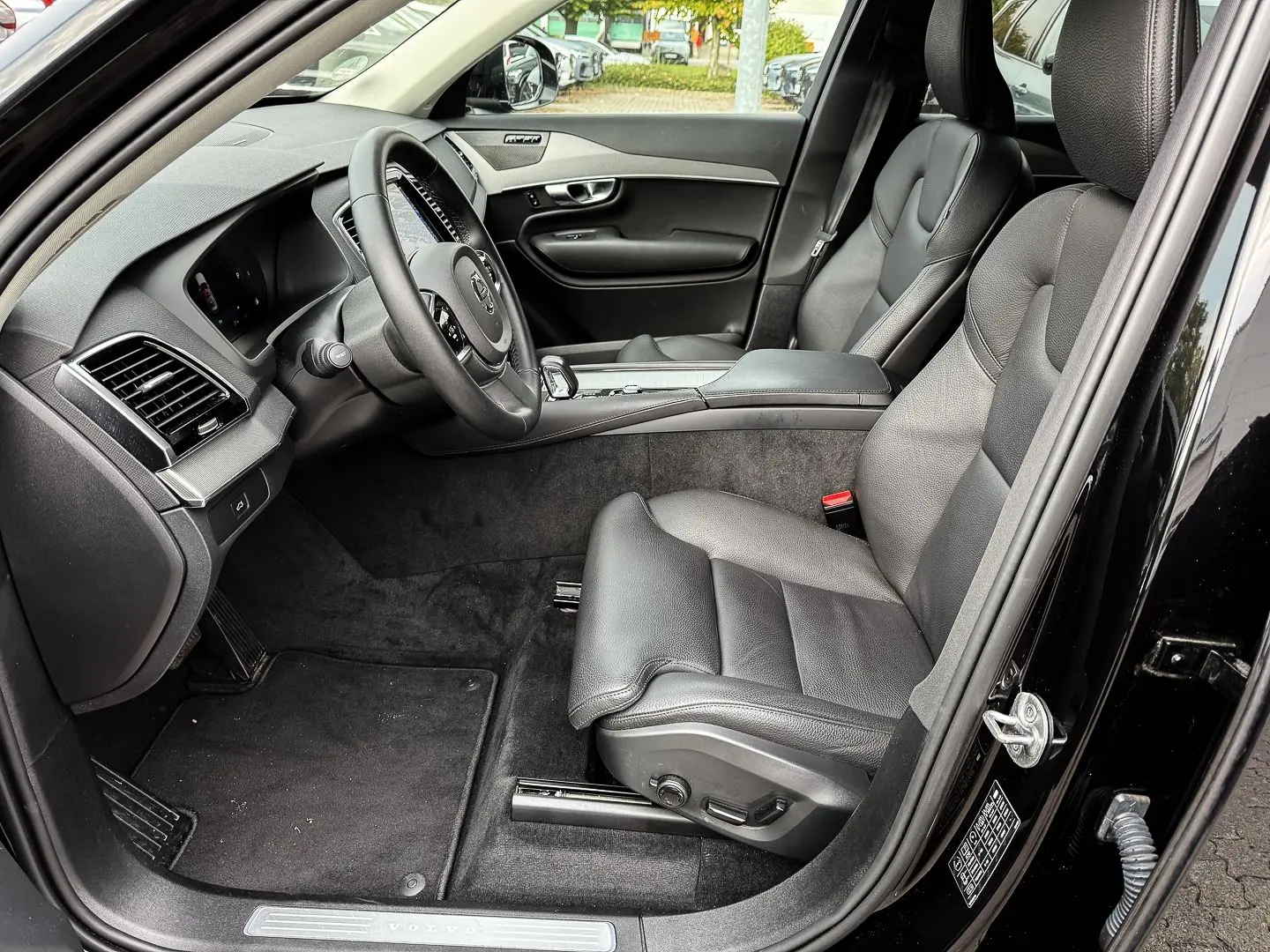 XC90 Core AWD 7-Sitzer StandHZG Digitales Cockpi