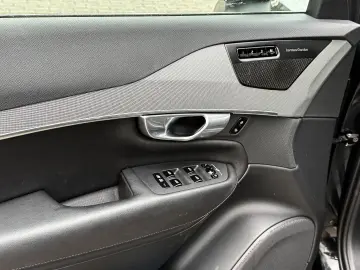XC90 Core AWD 7-Sitzer StandHZG Digitales Cockpi