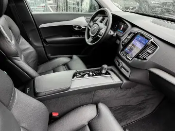 XC90 Core AWD 7-Sitzer StandHZG Digitales Cockpi