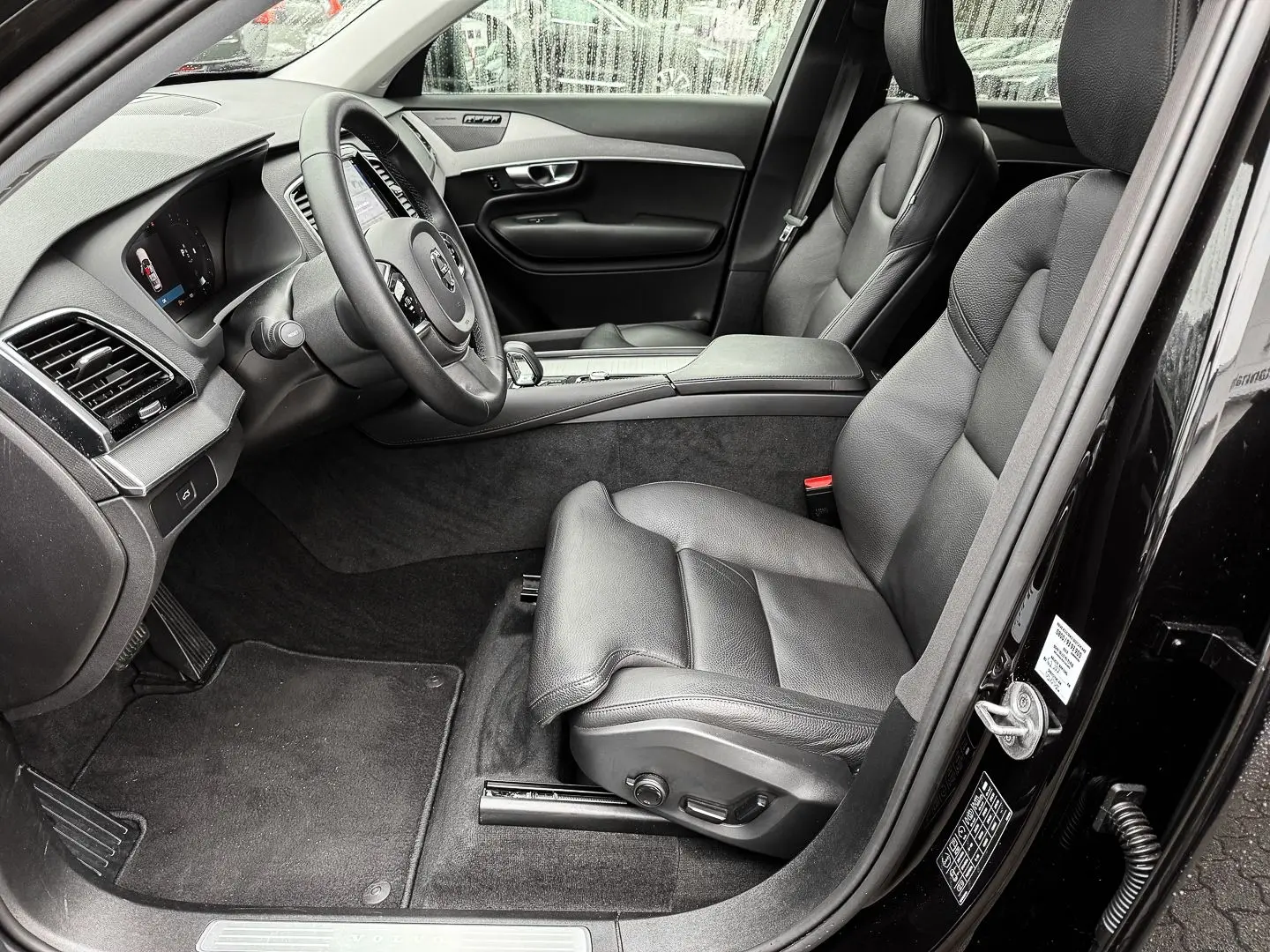 XC90 Core AWD 7-Sitzer StandHZG Digitales Cockpi