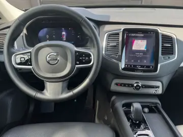 XC90 T8 AWD Plug-in Core Bright LED NAVI KAMERA