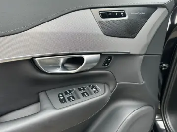 XC90 B5 D AWD Plus Bright 360  Pano AHK Standhei