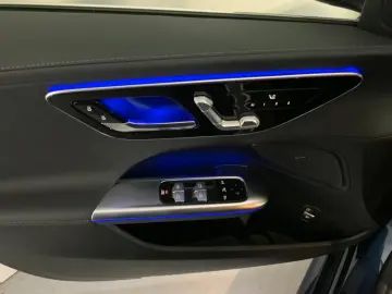 Mercedes-Benz C 300 d AMG DigiLight WinterPak