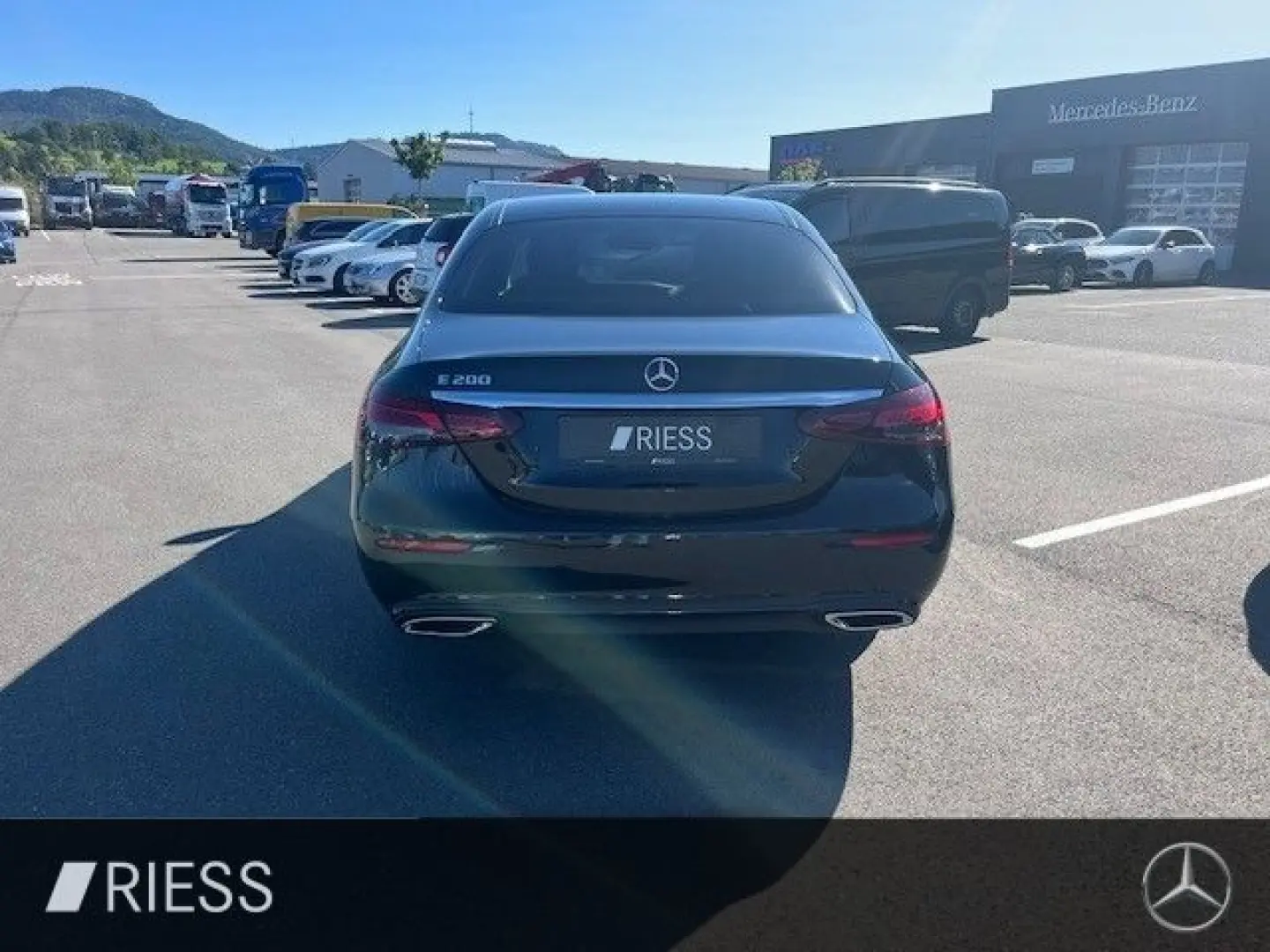 E 200 Limousine KAM LED Schiebe Ambi Navi