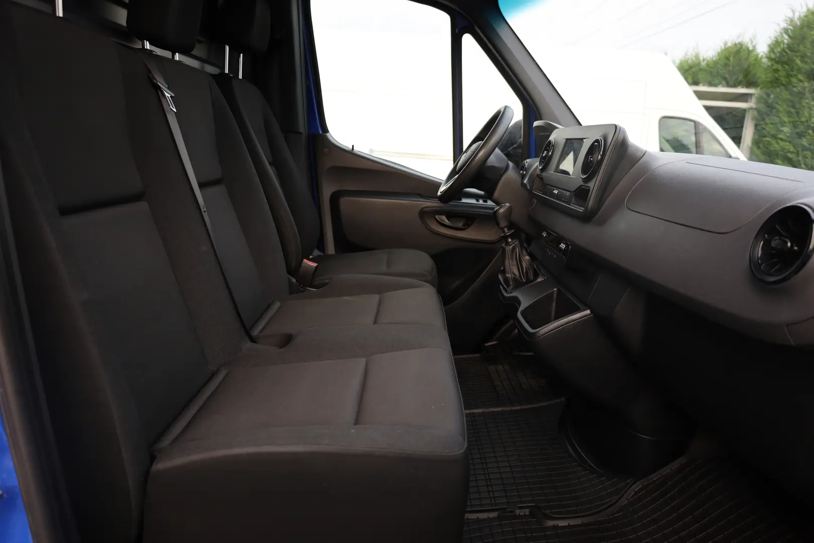 Mercedes-Benz Sprinter L2H2 2.2D 115CP