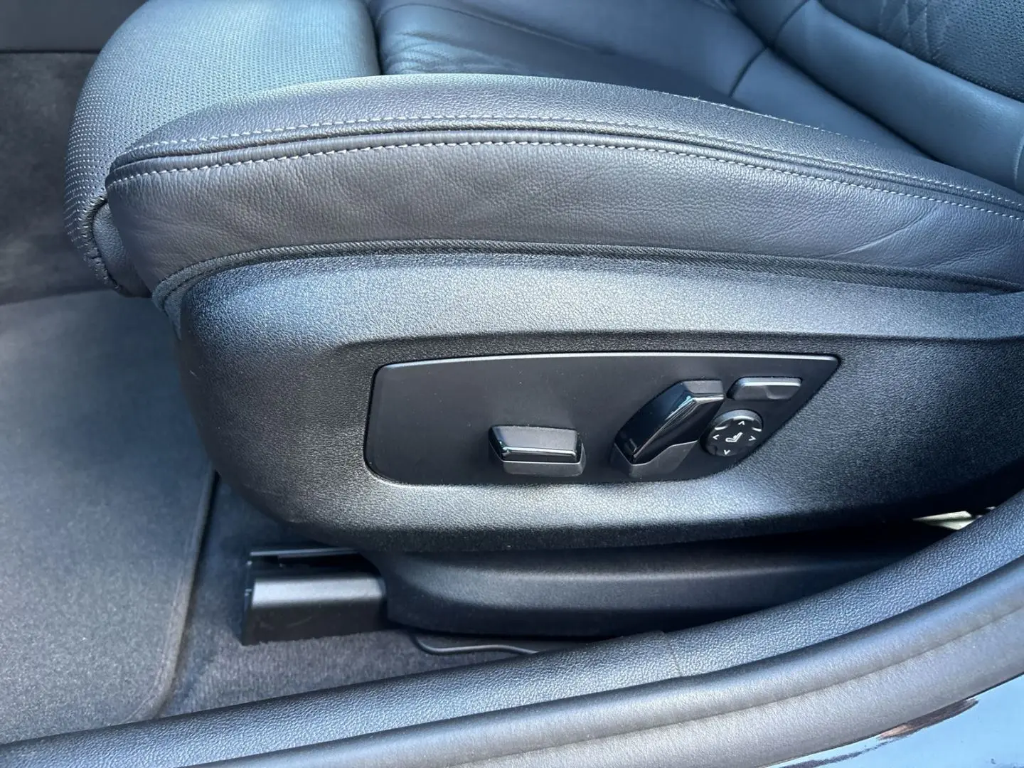 520 i Limousine Park-Assistent Navi Leder Digita