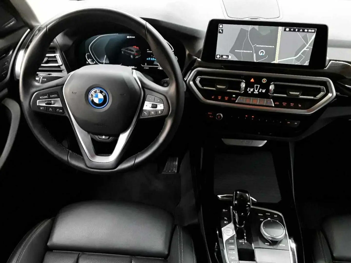 X3 xDrive30e Aut. Navi Leder LHZ SHZ H&K