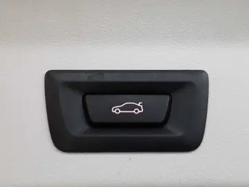 X3 xDrive30e Aut. Navi Leder LHZ SHZ H&K