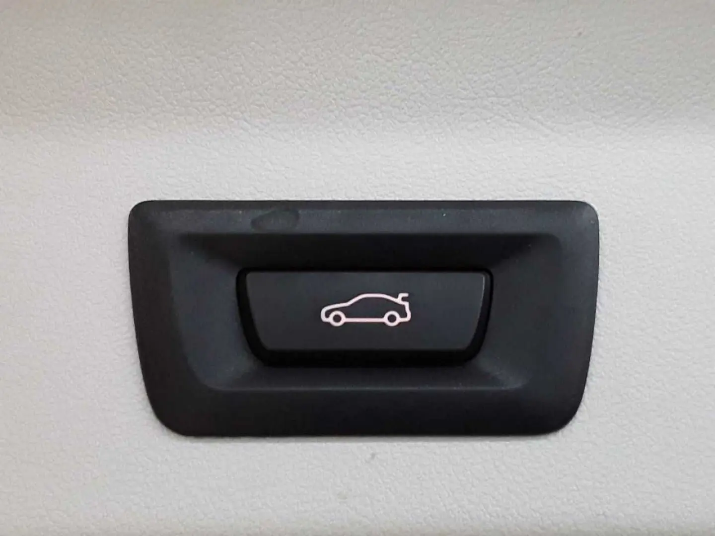 X3 xDrive30e Aut. Navi Leder LHZ SHZ H&K