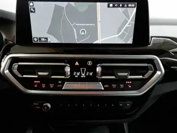 X3 xDrive30e Aut. Navi Leder LHZ SHZ H&K