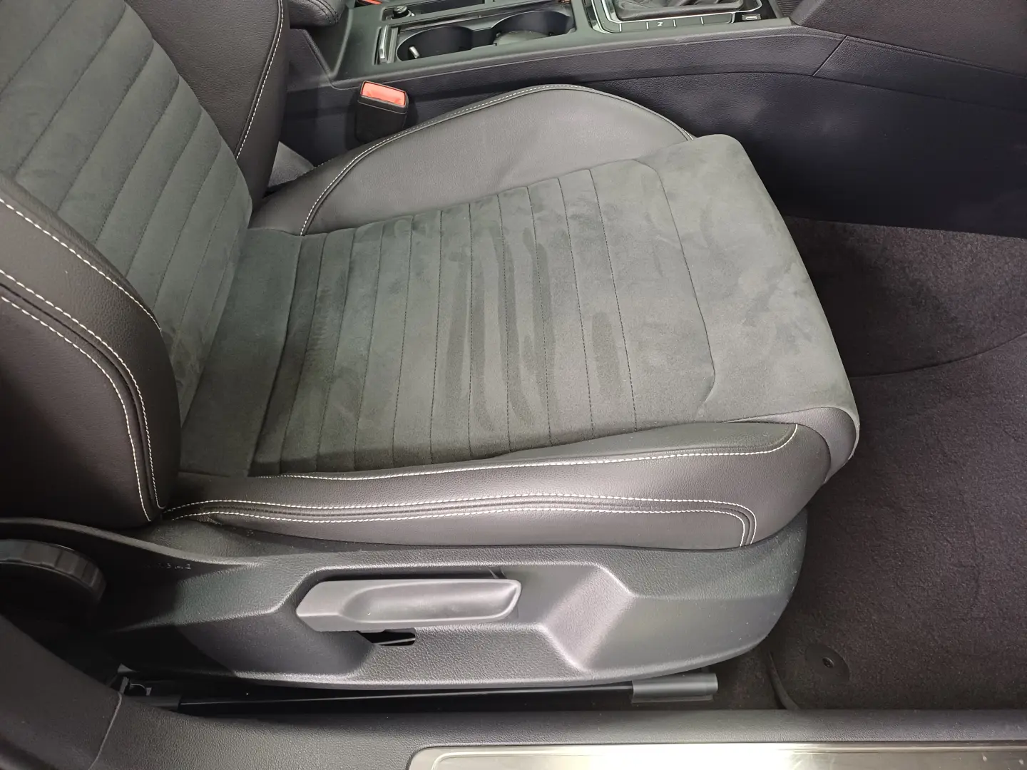 VW Passat Variant Highline 2.0 TDI DSG