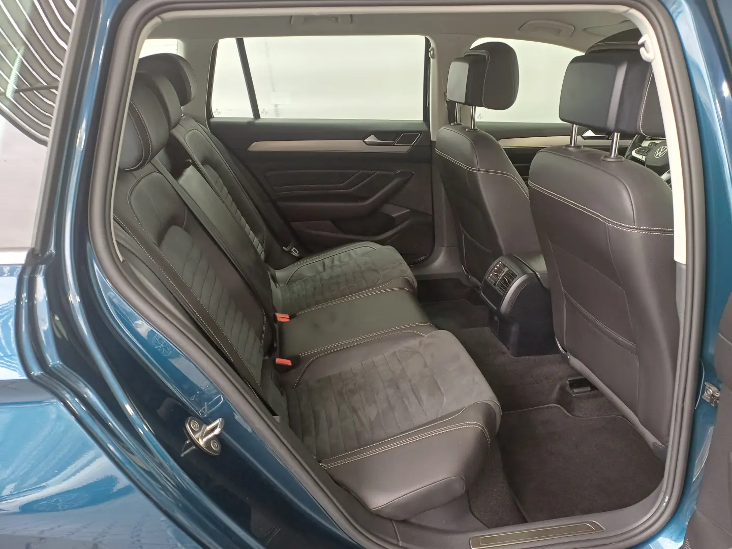 VW Passat Variant Highline 2.0 TDI DSG