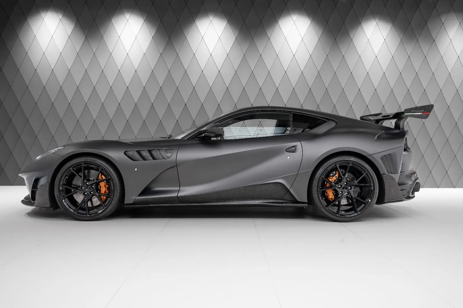 812 Superfast MANSORY STALLONE