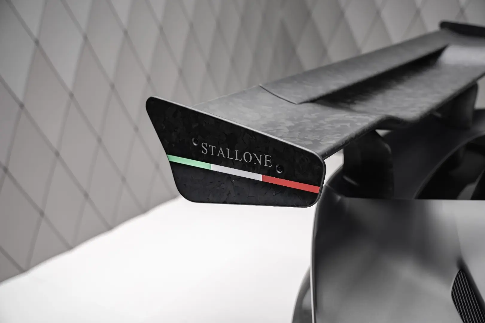 812 Superfast MANSORY STALLONE