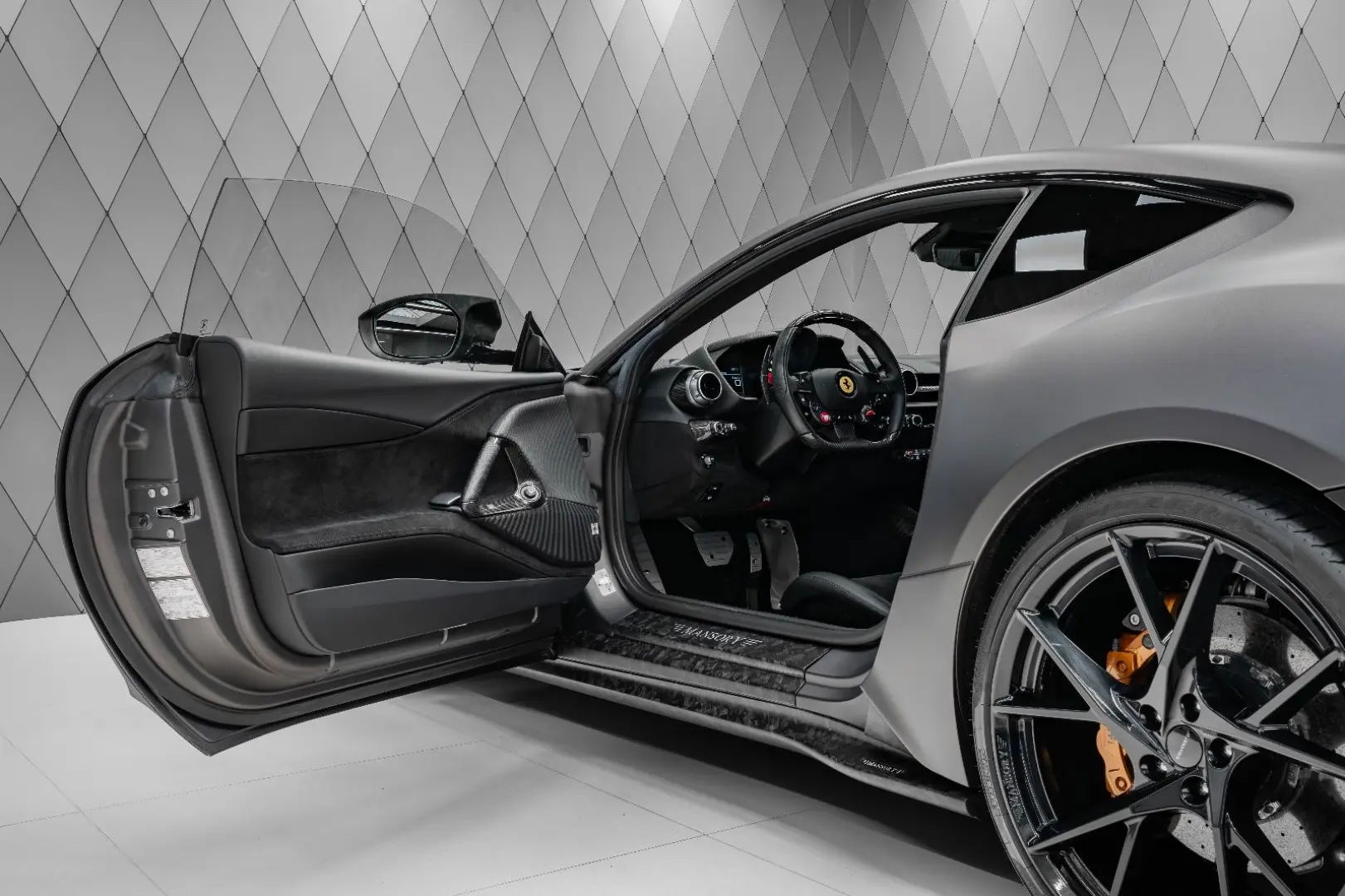 812 Superfast MANSORY STALLONE