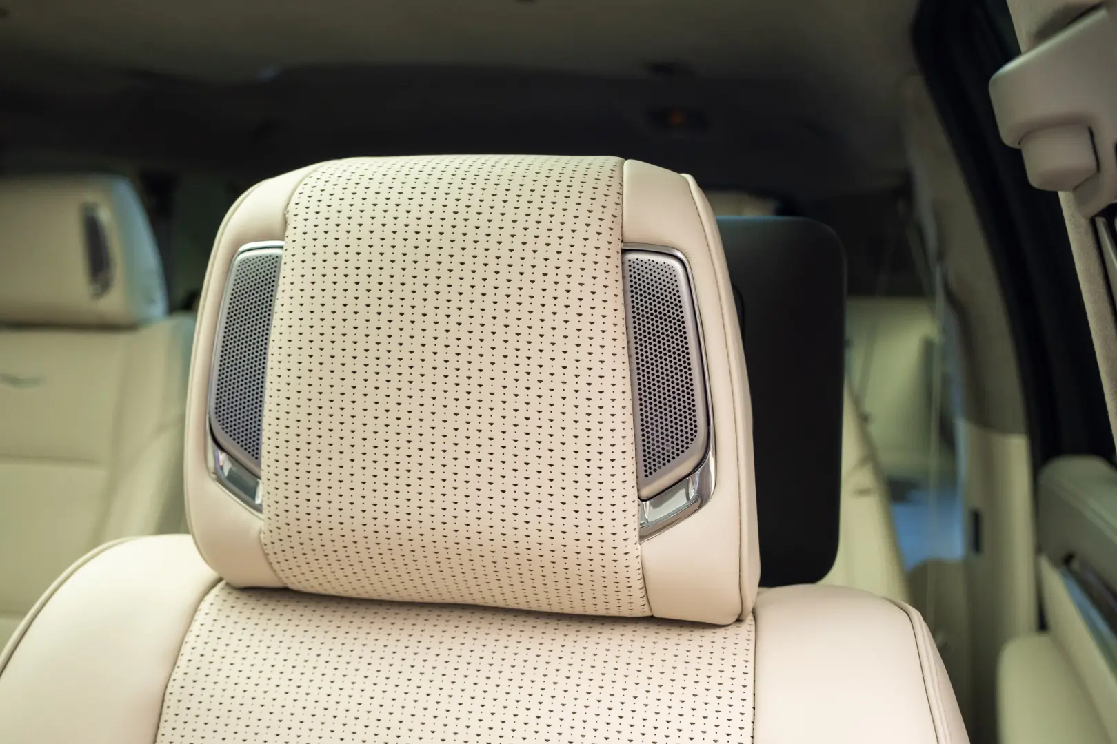 Cadillac Escalade 2025 ESV Luxury Platinum