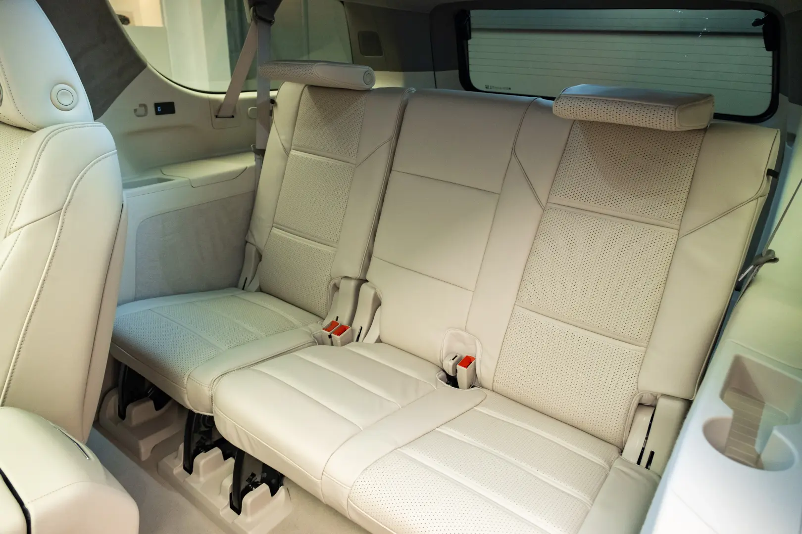 Cadillac Escalade 2025 ESV Luxury Platinum