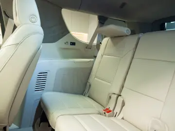 Cadillac Escalade 2025 ESV Luxury Platinum