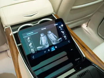 Cadillac Escalade 2025 ESV Luxury Platinum