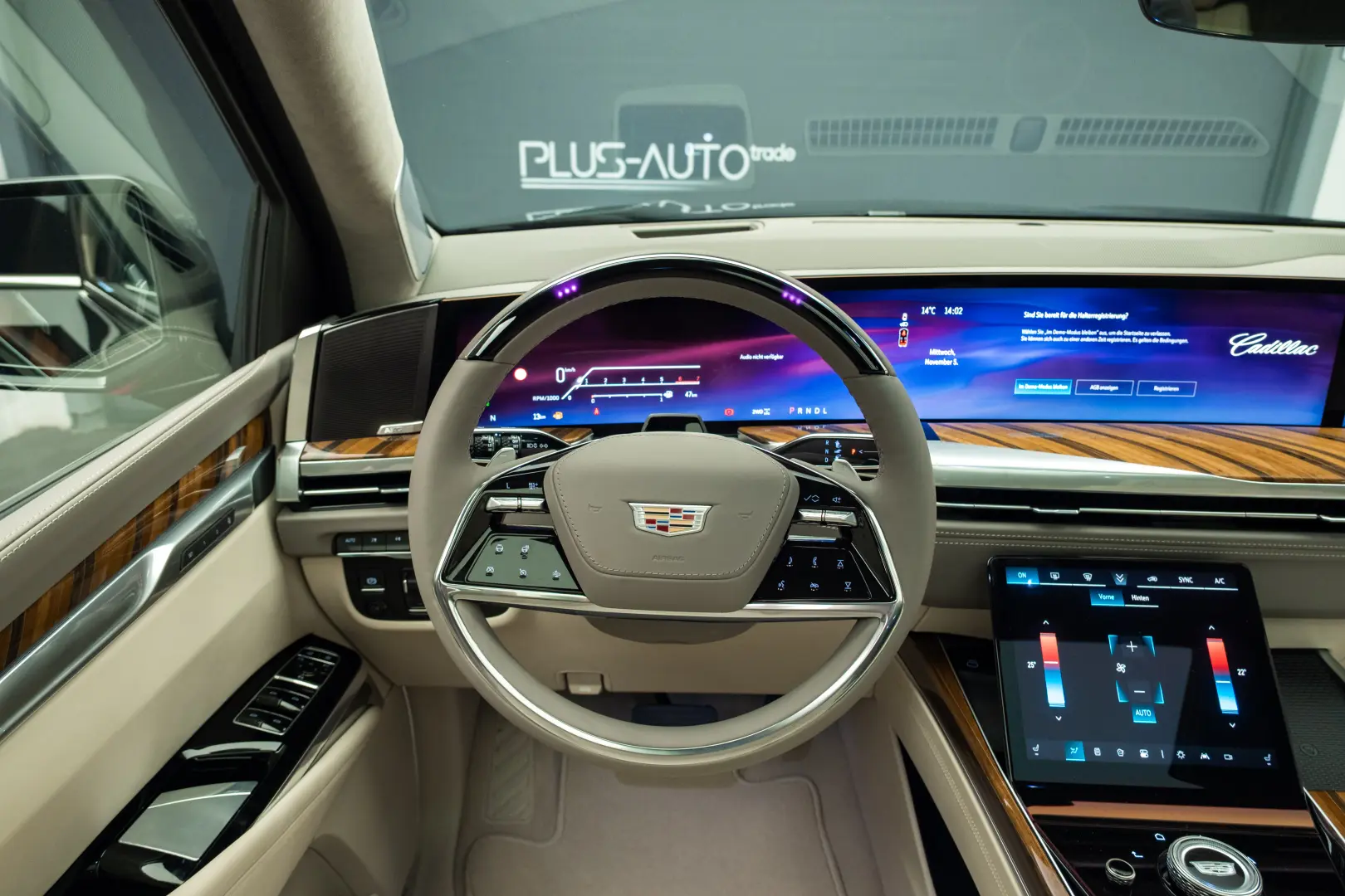 Cadillac Escalade 2025 ESV Luxury Platinum