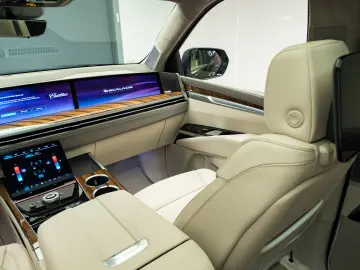 Cadillac Escalade 2025 ESV Luxury Platinum