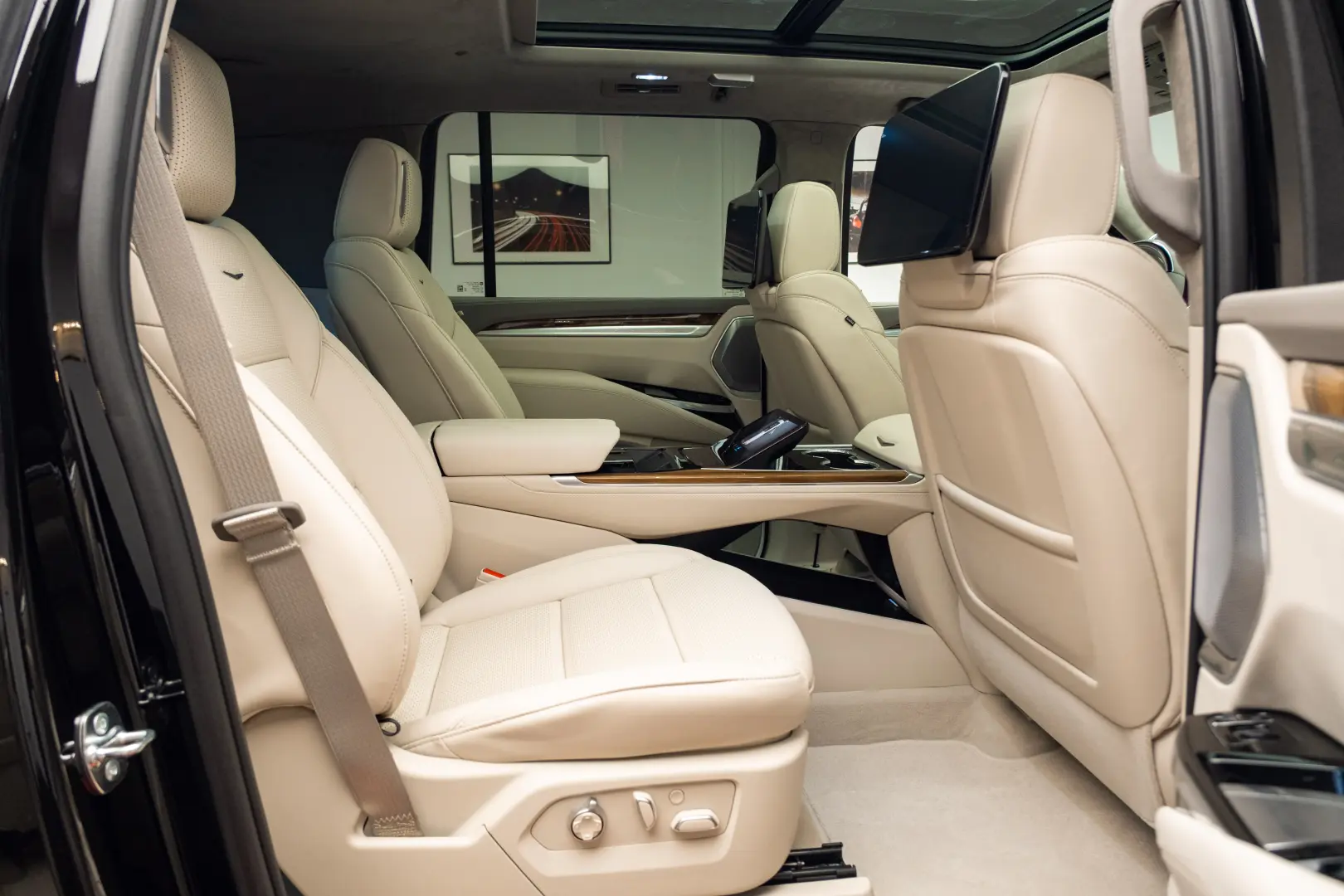 Cadillac Escalade 2025 ESV Luxury Platinum