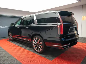 Cadillac Escalade 2025 ESV Luxury Platinum