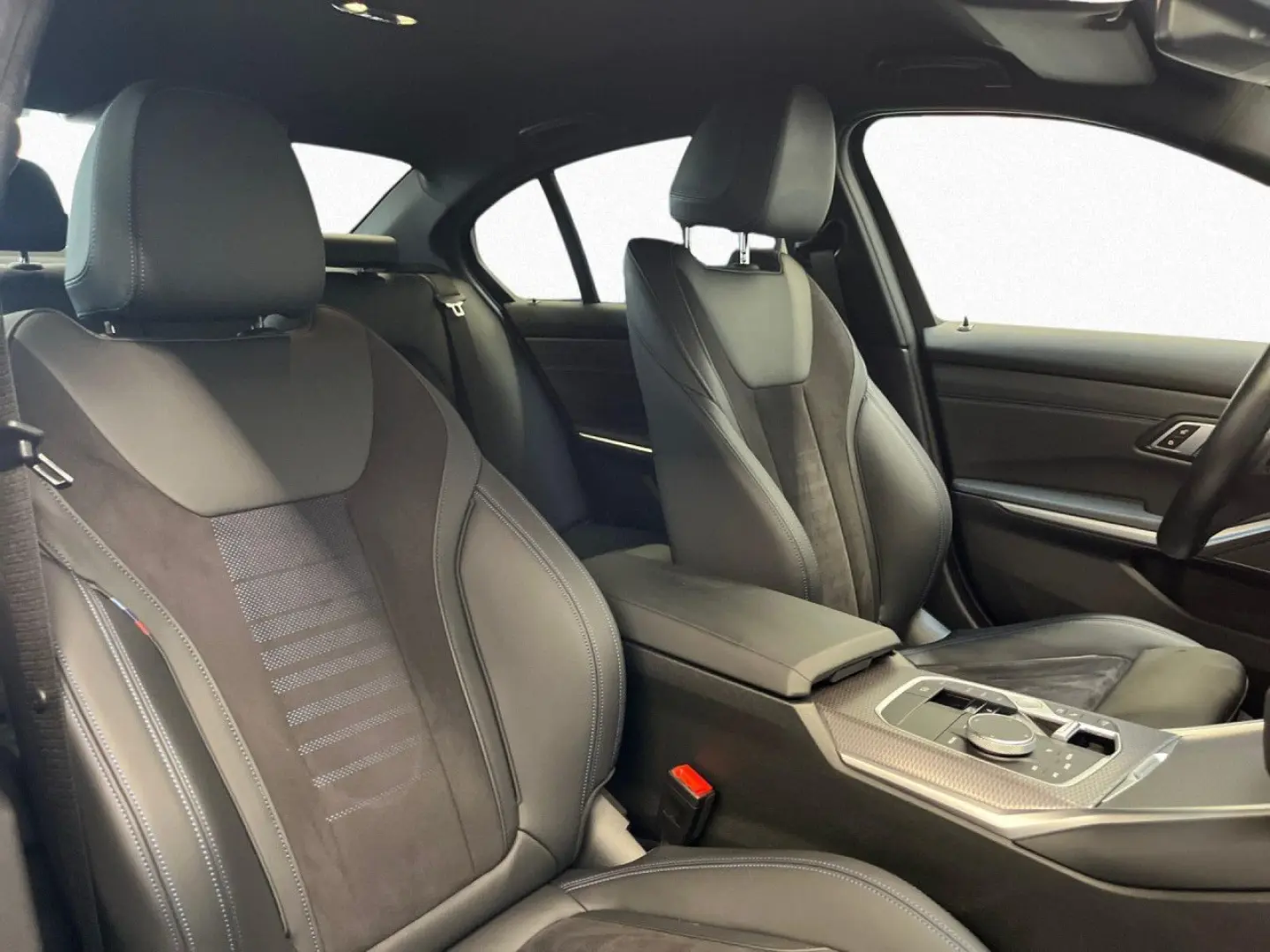 330e xDri M Sport DAProf PA H K LCProf HUD 19LM