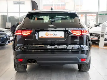 Jaguar F-Pace D180 AWD Quickshift  Portofolio