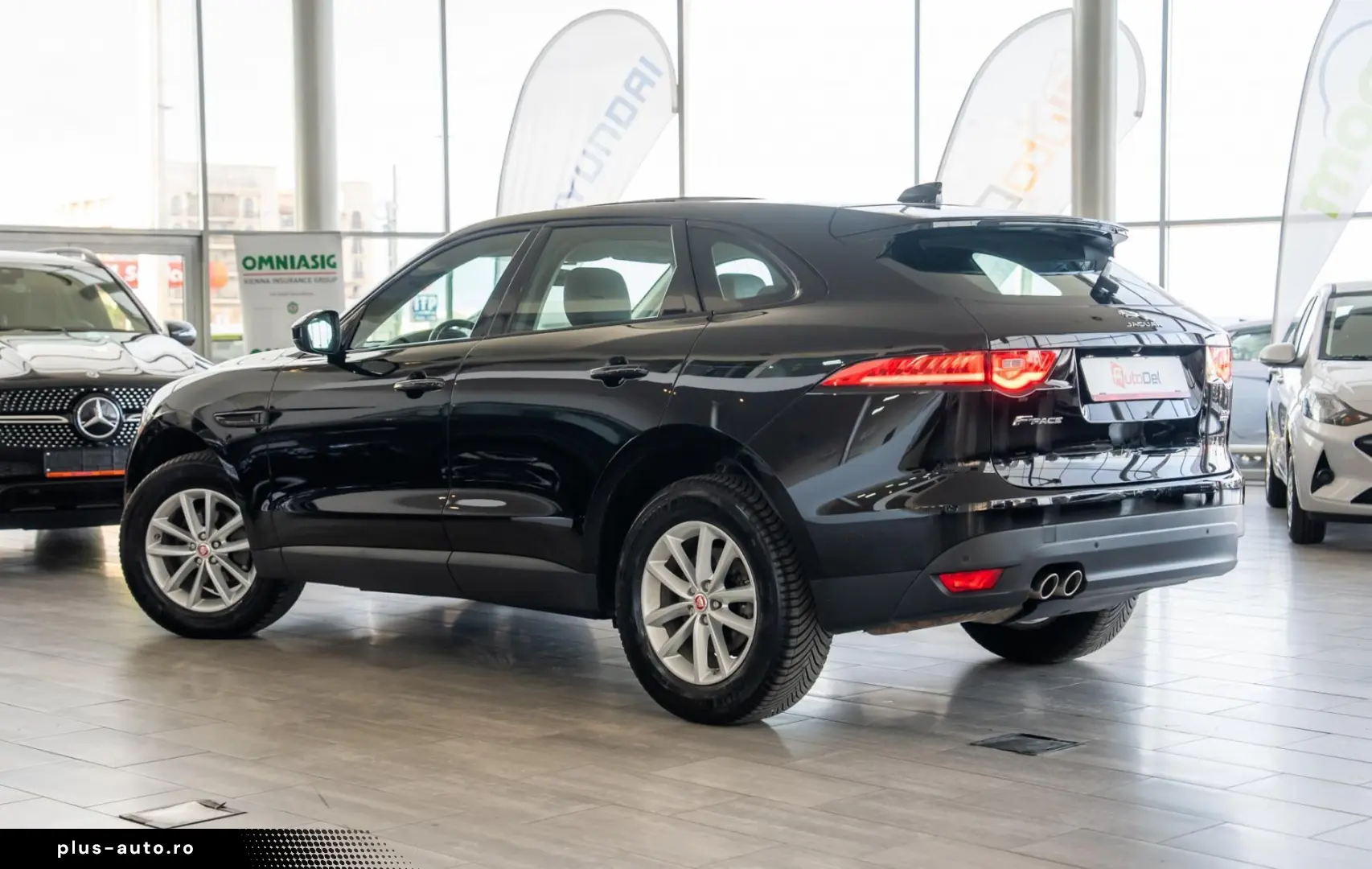 Jaguar F-Pace D180 AWD Quickshift  Portofolio