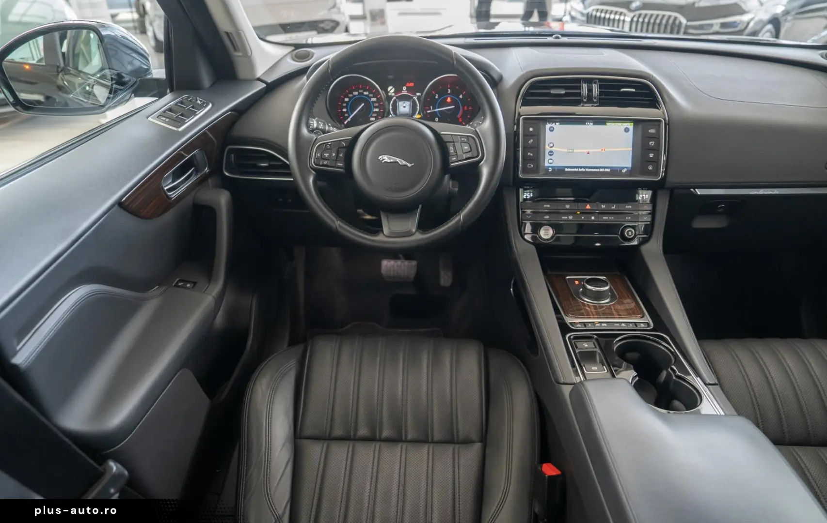 Jaguar F-Pace D180 AWD Quickshift  Portofolio