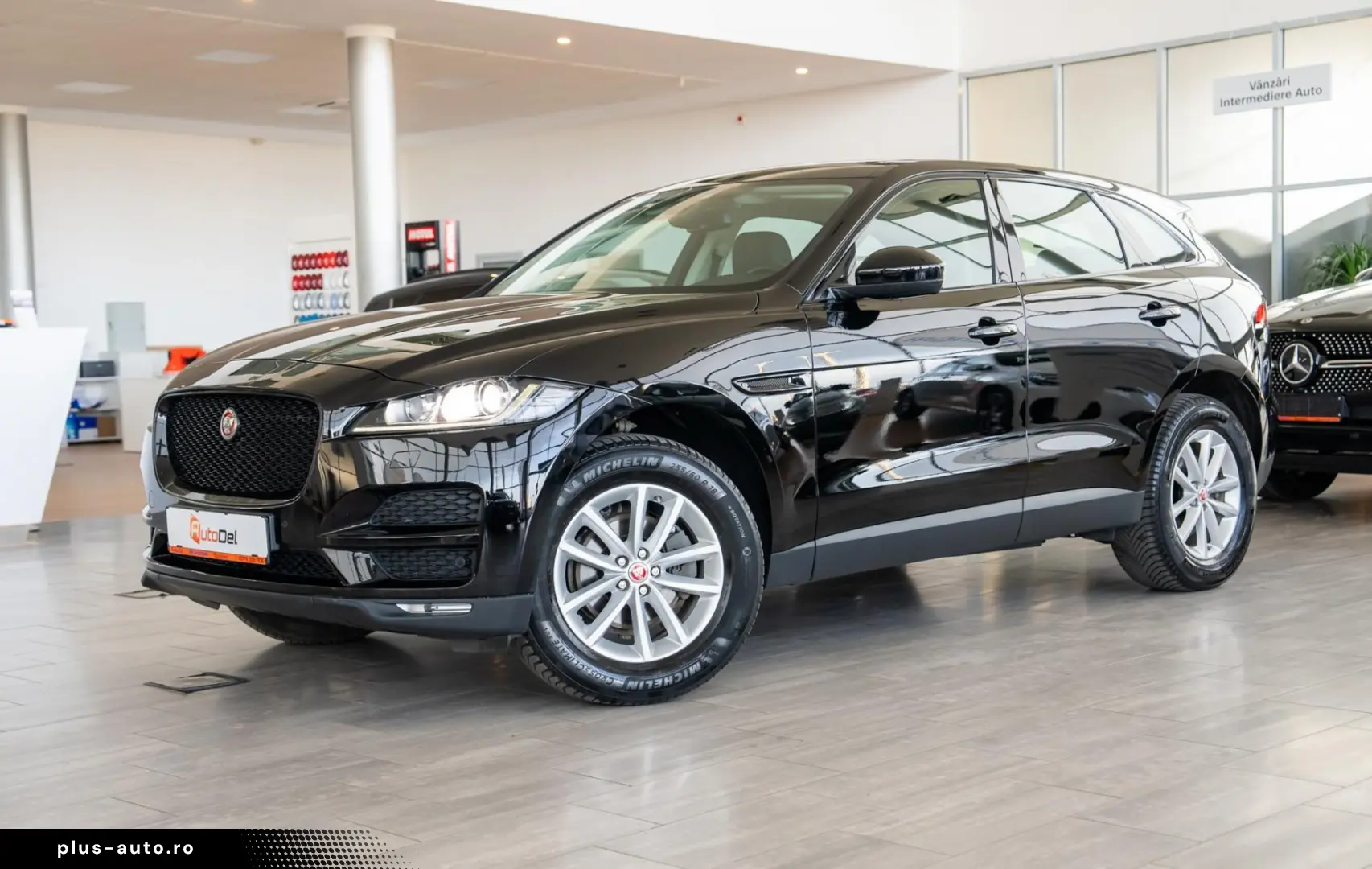 Jaguar F-Pace D180 AWD Quickshift  Portofolio