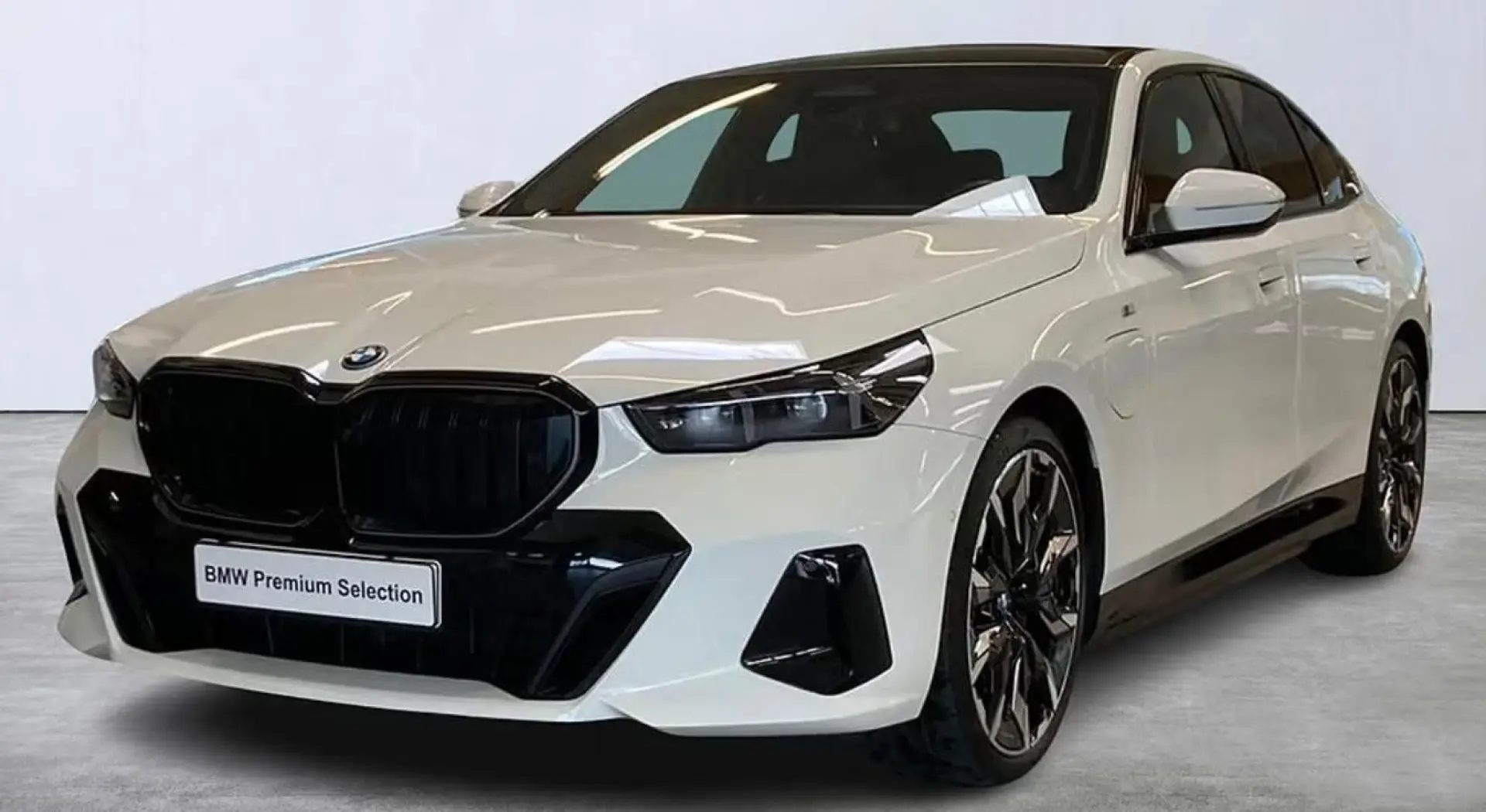 530 e xDrive Lim M Sport Pro  Pano  AHK  21  HUD