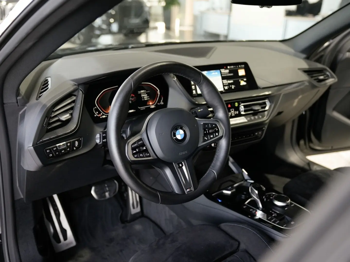 218 Gran Coupe i M Sport Head-Up Harman M-Sitze