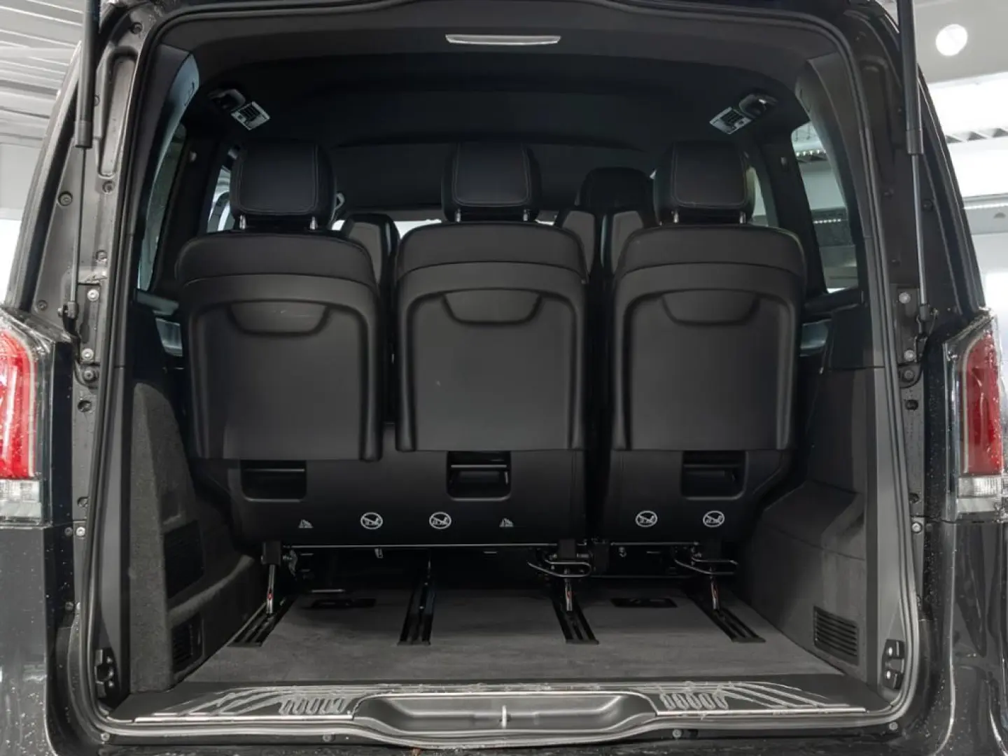 Mercedes-Benz V300d KOMPAKT AVANTGARDE AIRMATIC ALLRAD