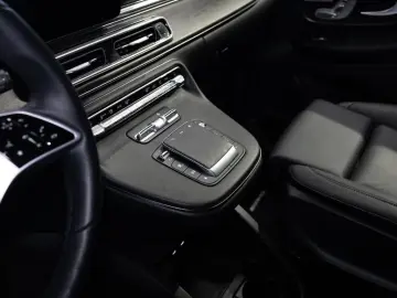 Mercedes-Benz V300d KOMPAKT AVANTGARDE AIRMATIC ALLRAD