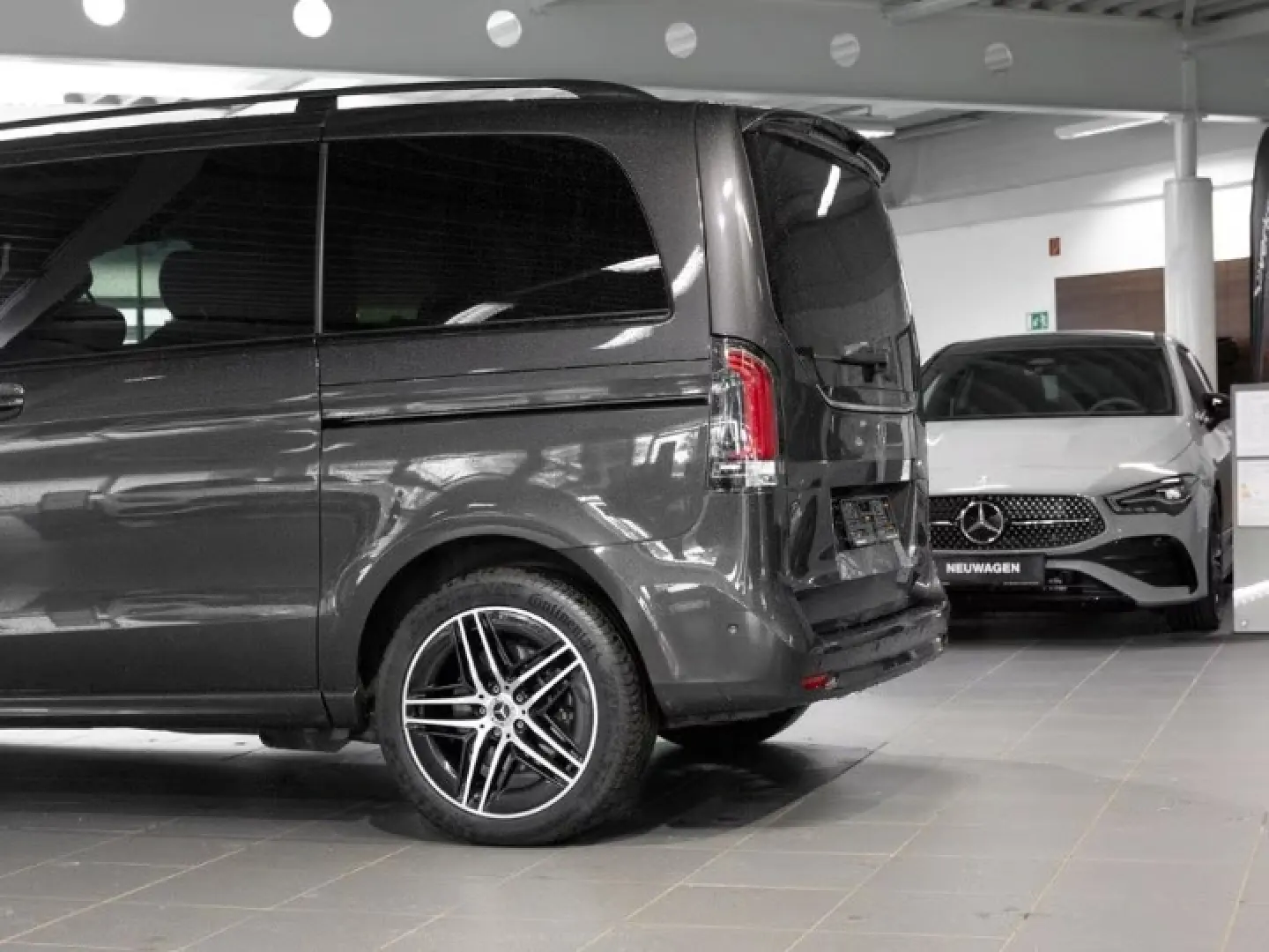 Mercedes-Benz V300d KOMPAKT AVANTGARDE AIRMATIC ALLRAD