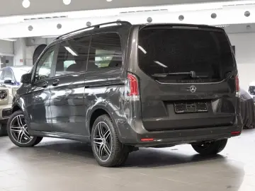 Mercedes-Benz V300d KOMPAKT AVANTGARDE AIRMATIC ALLRAD