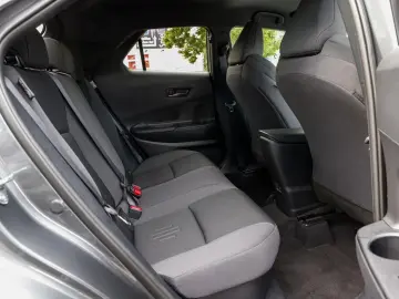 C-HR 1.8 Hybrid Team D FWD NAVI SHZ PDC