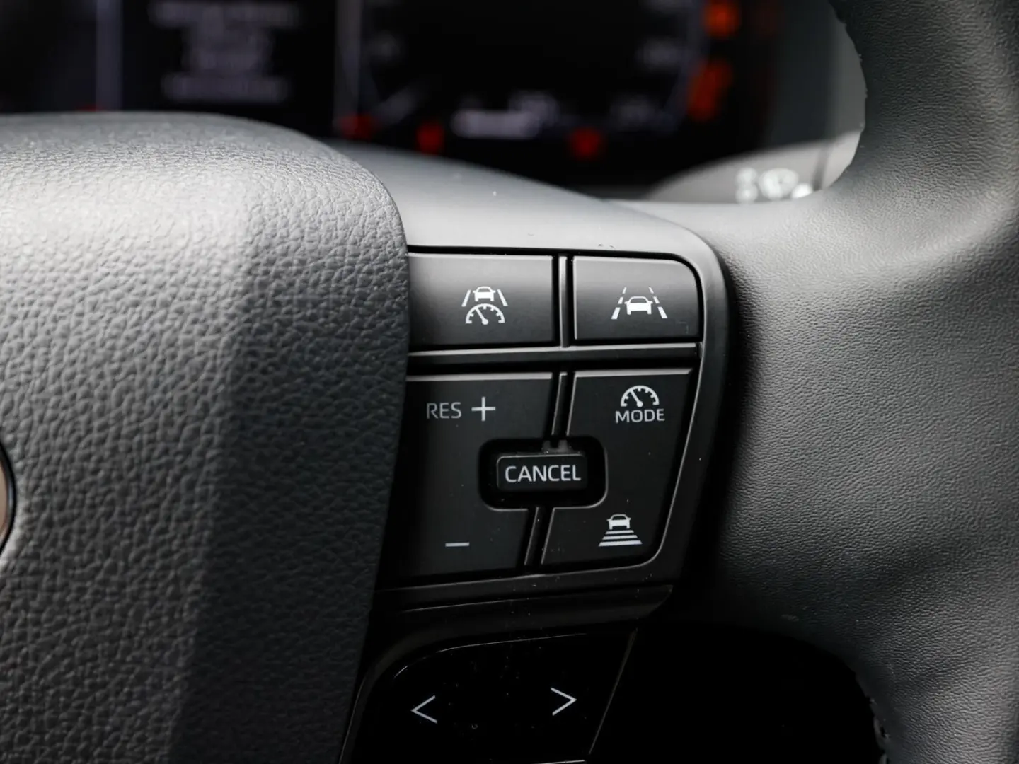 C-HR 1.8 Hybrid Team D FWD NAVI SHZ PDC