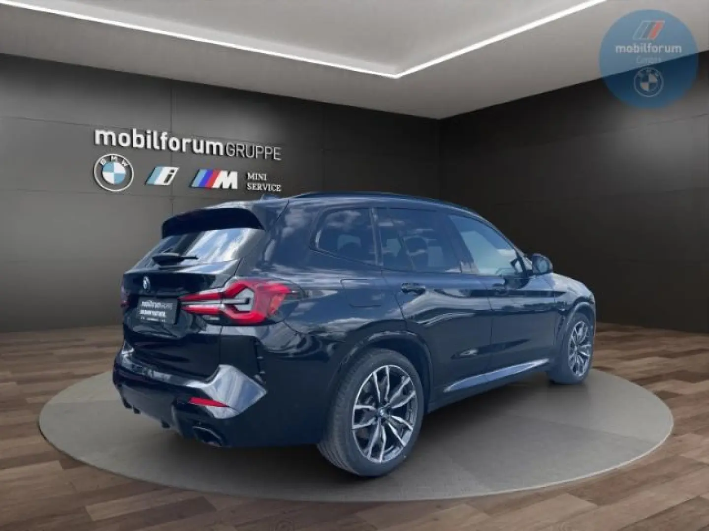 X3 M40 d AHK ACC StandHZG LenkradHZG e-Sitze