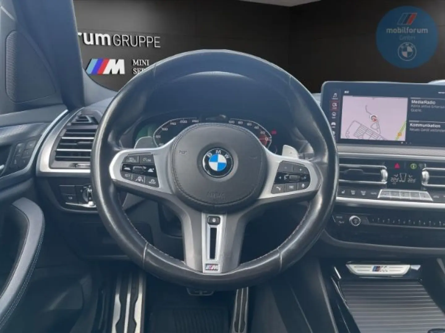 X3 M40 d AHK ACC StandHZG LenkradHZG e-Sitze