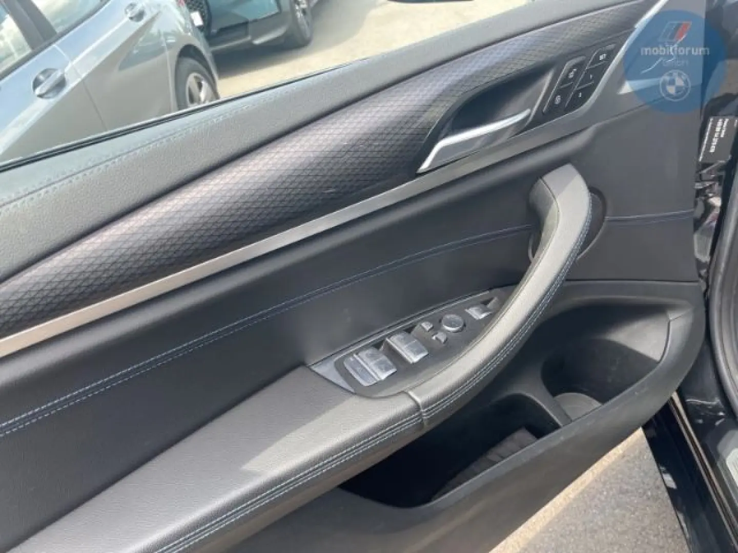 X3 M40 d AHK ACC StandHZG LenkradHZG e-Sitze