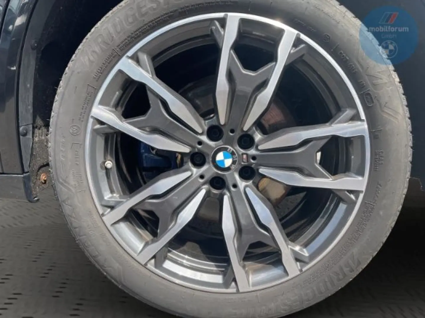 X3 M40 d AHK ACC StandHZG LenkradHZG e-Sitze