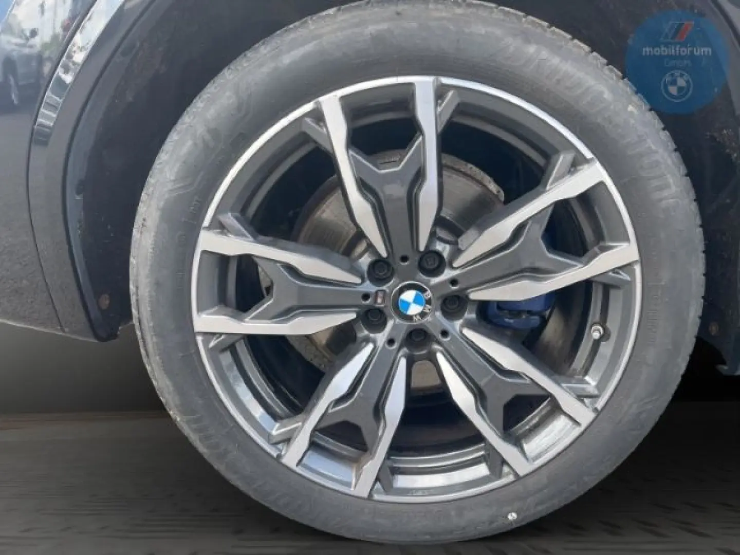 X3 M40 d AHK ACC StandHZG LenkradHZG e-Sitze